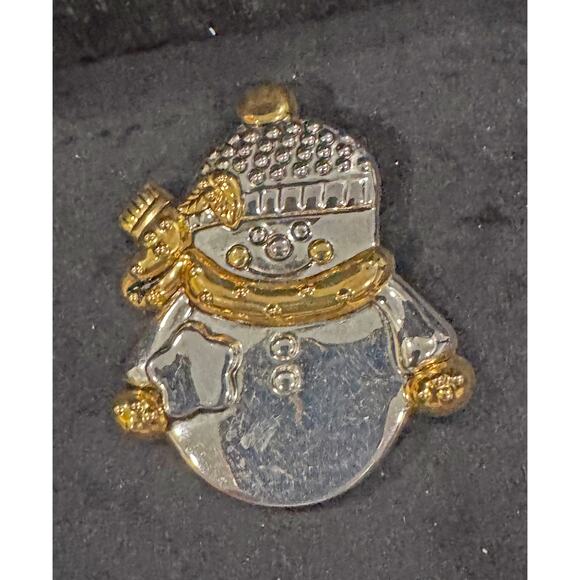 Best Jewelry - Vintage BEST Christmas Snowman Brooch Gold Silver Tone 2x3" Holiday Pin  CP129